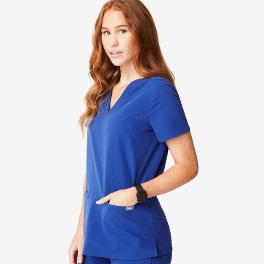 NWT Figs Winning Blue Casma Three Pocket Scrub Top